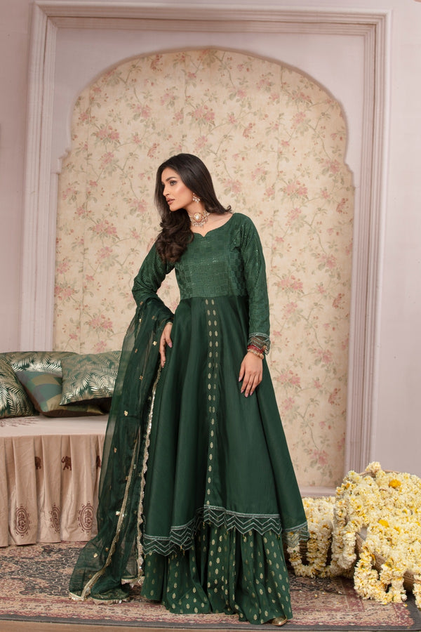 LUXURY FROCK  WITH SHARARA N DUPATA