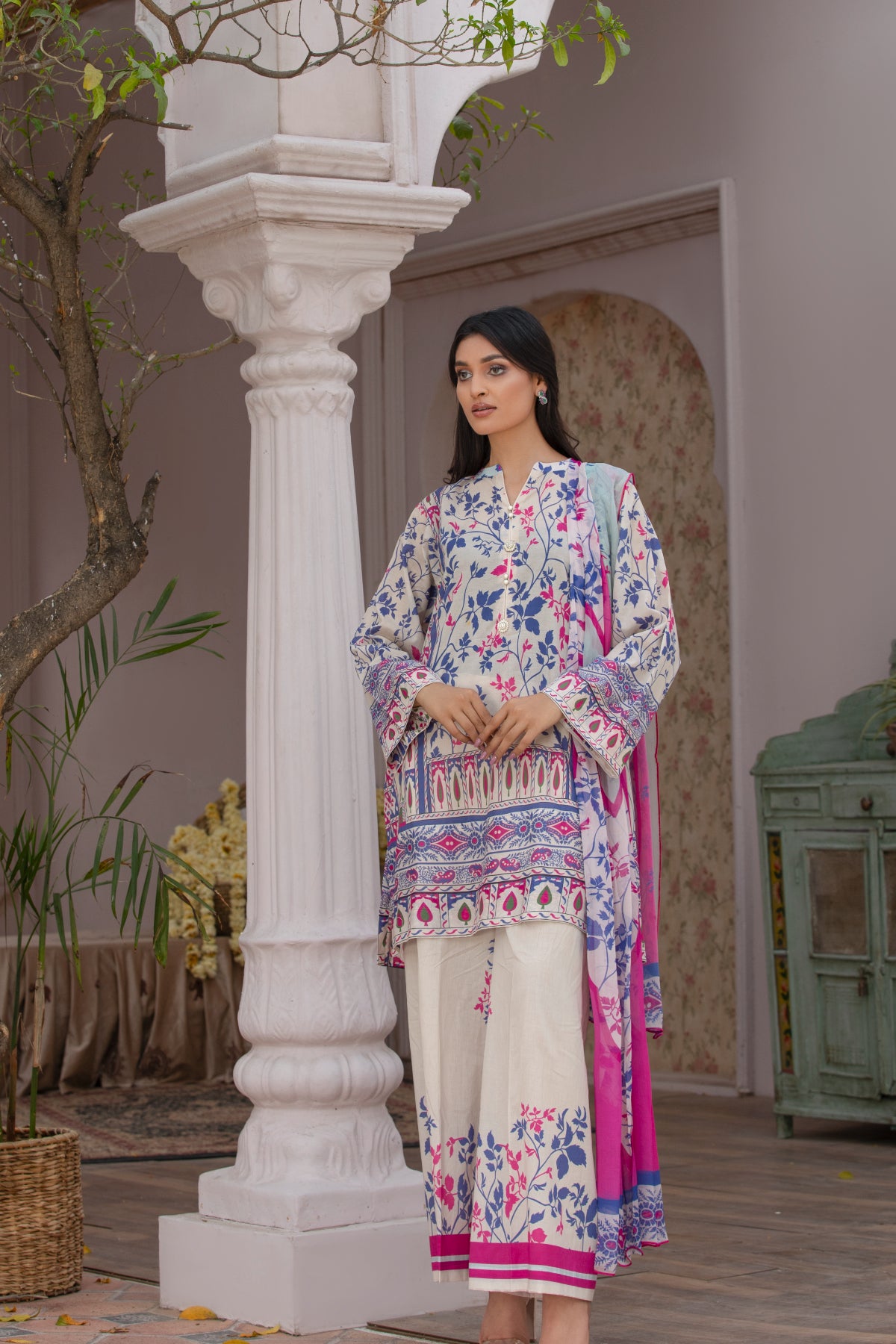 MEHRUNISA EID COLLECTION LAWN 2024